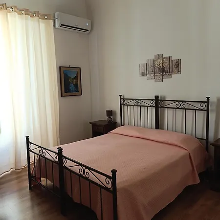 Konukevi Arco Del Vescovo 1