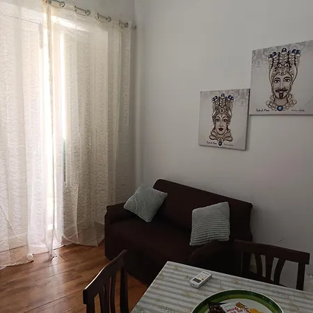 Konukevi Arco Del Vescovo 1